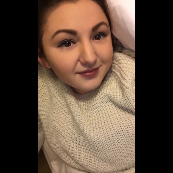 Meet your Posher, Leanna - Picture 1 of 1