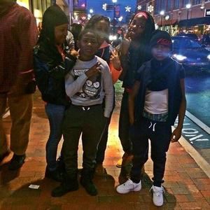 Meet your Posher, Saay