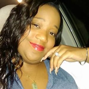 Meet your Posher, Iesha