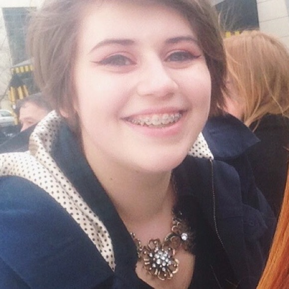 Meet your Posher, Emily