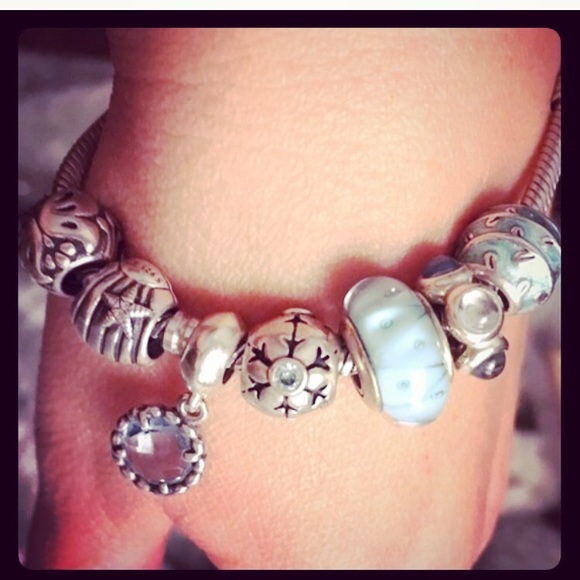 {SOLD} 🌺PANDORA Bundle🌺 - Picture 3 of 4