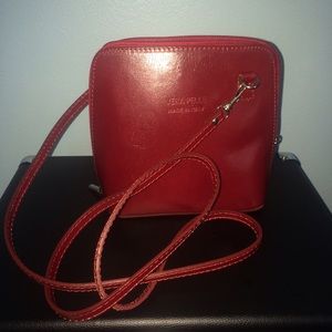 Vera Pelle leather cross body purse