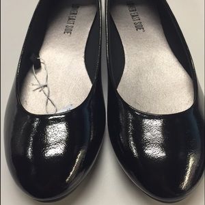 Payless black flats
