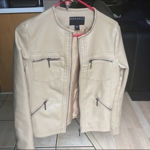 ❗️PRICE DROP❗️ JACKET