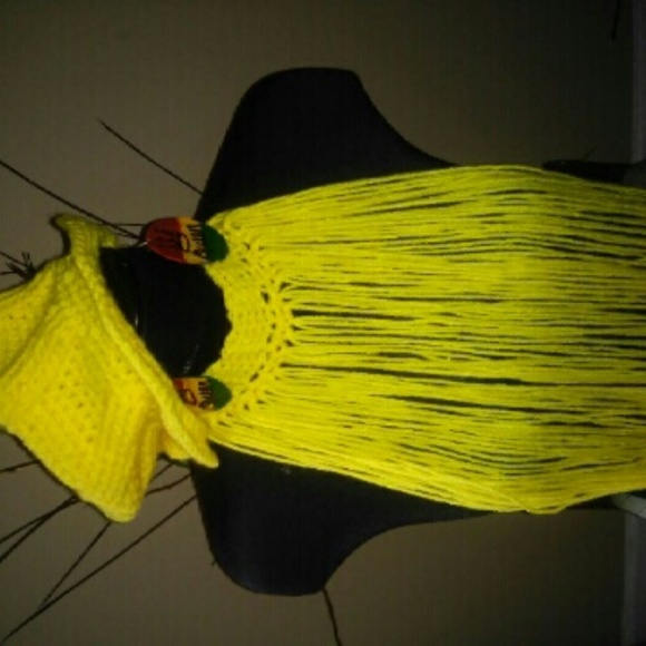 Fringe necklace vintage hat and Queen earrings