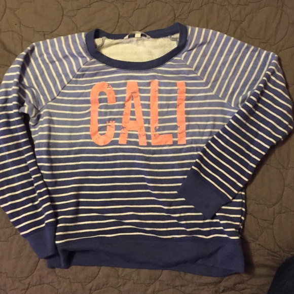 Cali sweater shirt from VS ****10% off today****