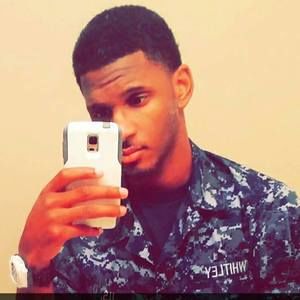 Meet your Posher, Devin