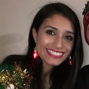 Meet your Posher, Victoria