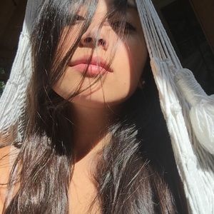 Meet your Posher, Ana