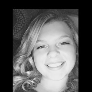 Meet your Posher, Caleigh