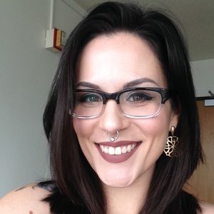 Meet your Posher, Andrea