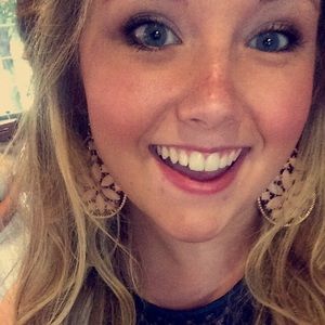 Meet your Posher, Samantha