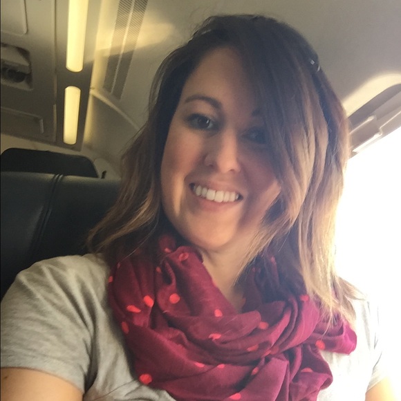 Meet your Posher, Haley - Picture 1 of 1