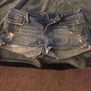 Bullhead jean shorts