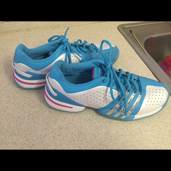 Adidas women's athletic or tee is shoes worn once - Picture 1 of 2