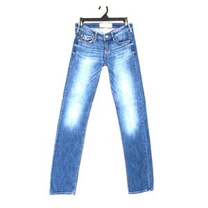 Skinny jeans, medium wash, never worn