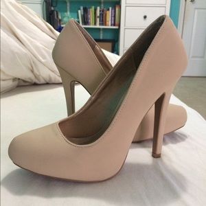 Charlotte Russe nude heels😍