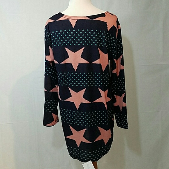 $5⭐️ Oversized Thin Knit Star Sweater - Picture 3 of 3