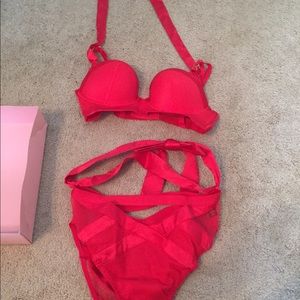 Brand new Victoria Secret set