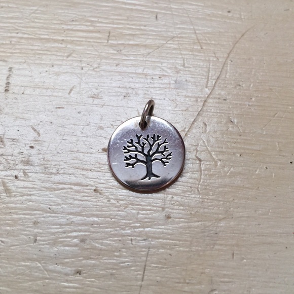 Sterling Silver Tree of Life Pendant - Picture 1 of 3