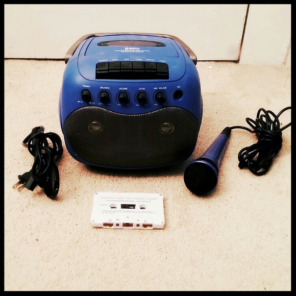 Retro 70s karaoke machine/cassette player - Picture 2 of 3