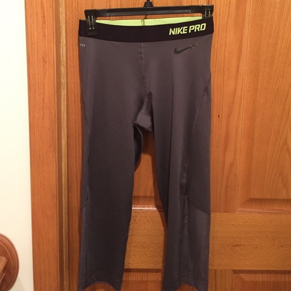Nike Pro Dri-Fit Capris!!