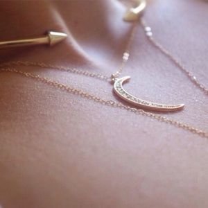 💎🌙 Luna Crescent Moon Necklace 🌙💎
