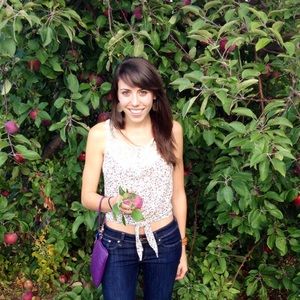 Meet your Posher, Christina