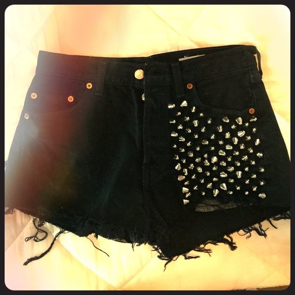 🚫SOLD🚫LF Black High Wasted Studded Shorts
