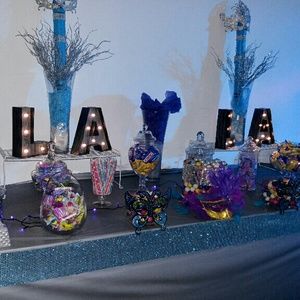 Meet your Posher, Toya