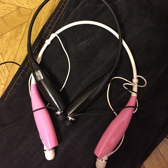 Around the neck headphones wireless/Bluetooth