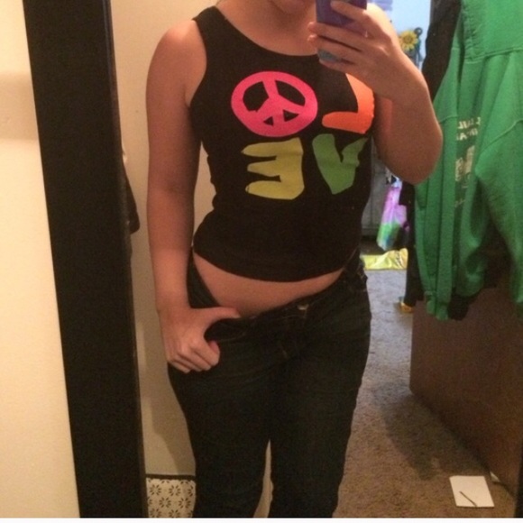 Final sale ⭐️Love tank - Picture 3 of 3