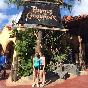 Meet your Posher, Ava