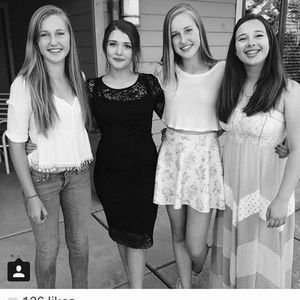 Meet your Posher, Chloe