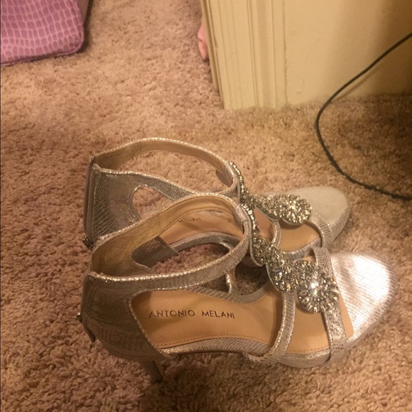 New silver heels - Picture 2 of 2