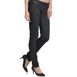 LIKE NEW Diesel Slim-Tapered Matic Jeans in 25W
