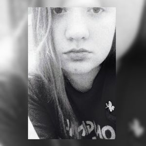 Meet your Posher, Kendra