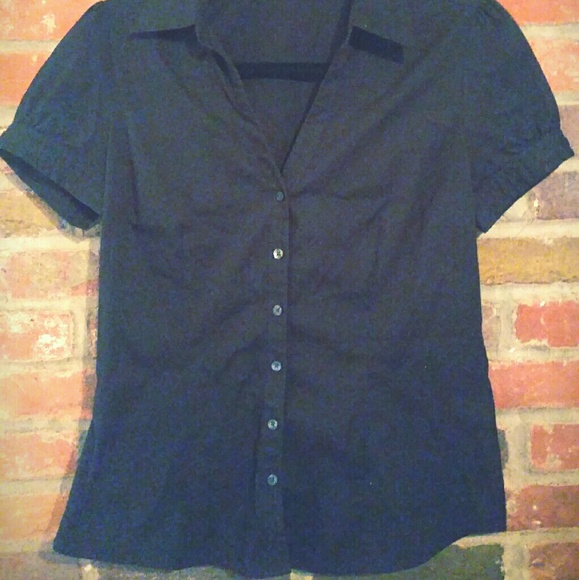 Express Button-Down - Picture 2 of 3