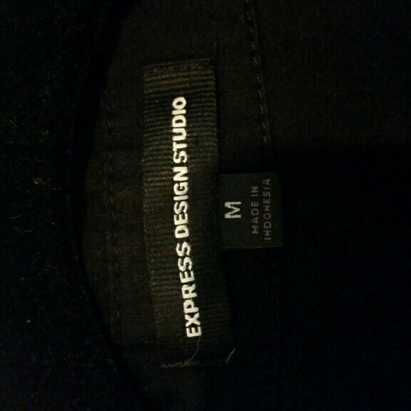 Express Button-Down - Picture 3 of 3