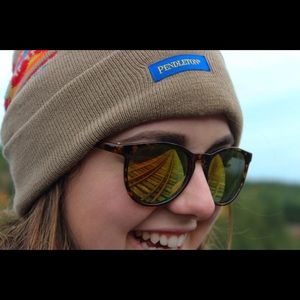 Meet your Posher, Jackie