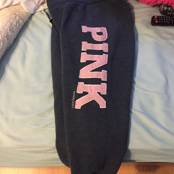 VS PINK SWEATPANTS