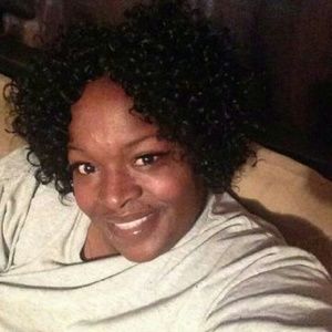 Meet your Posher, Selena