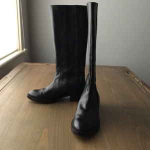 Donald J Pliner boots