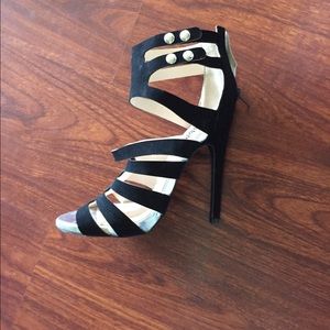 Charlotte Rusee heels