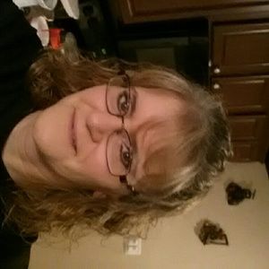 Meet your Posher, Dawn