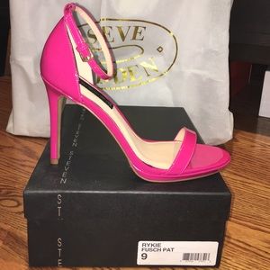 Steven RYKIE fuschia patent
