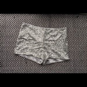Sequin silver shorts with side zipper