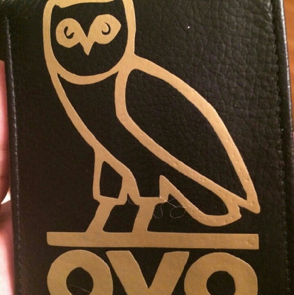CUSTOMIZED WALLET