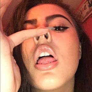 Meet your Posher, Daiany