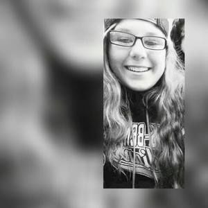 Meet your Posher, Chelsie